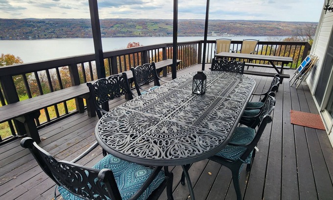 Burdett Maison | Amazing Family Home overlooking Seneca Lake and Watkins Glen