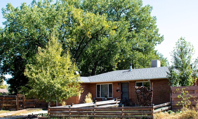 Martin Acres Maison | Amazing Flatirons View on Broadway . 1.3 Miles from the University of Colorado.