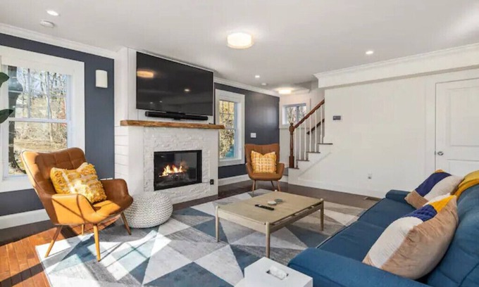 Kittery Point Maison | Amazing harbor/ocean views of Pepperrell Cove