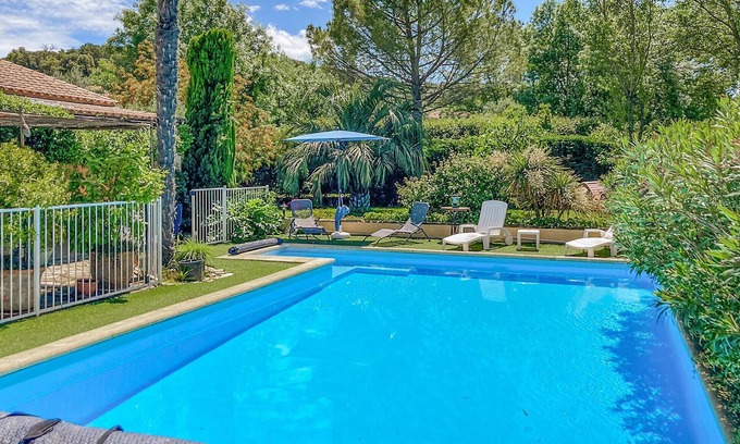 Saint-Privat-des-Vieux Maison | Amazing home in St-Privat-des-Vieux