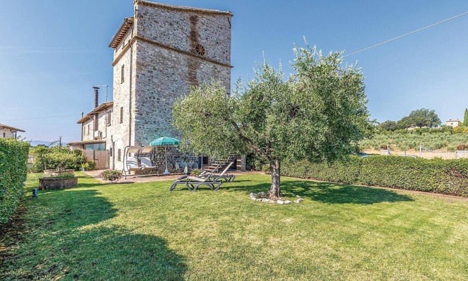 Assisi Maison | Monica