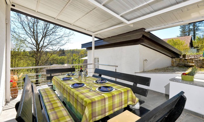 Duga Resa Maison | Superbe maison à Donji Zvecaj avec WiFi