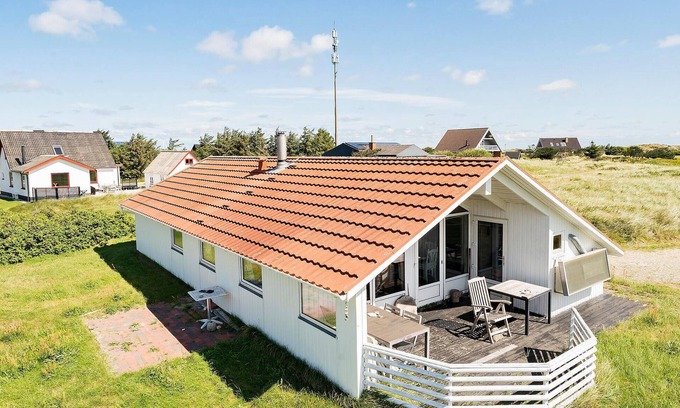 Lild Strand Maison | Amazing home in Frøstrup with sauna