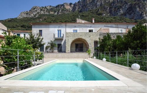 Giungano Maison | Amazing Home In Giungano With Wifi