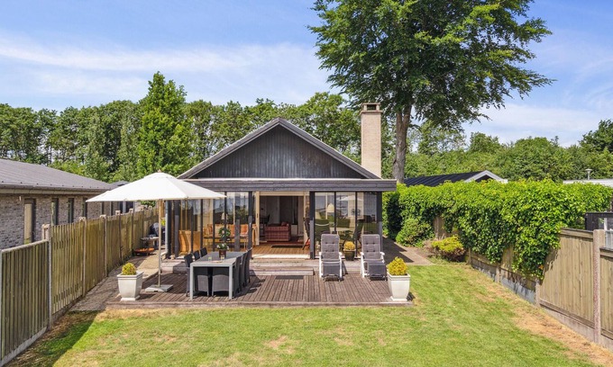 Sunds Maison | Superbe maison à Sunds avec vue sur le.