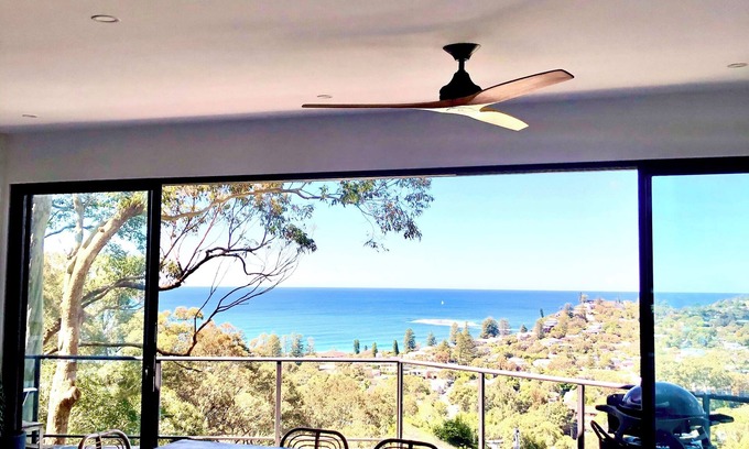 Newport Maison | AMAZING Insta-worthy ocean views over Newport Beach sleeps 9 guests