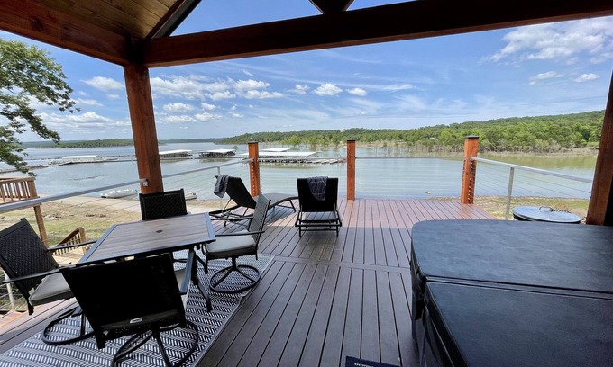 Cookson Cabine | AMAZING LAKE VIEWS DOUBLE DECK WITH HOT TUB AND 2 PORCH SWINGS
