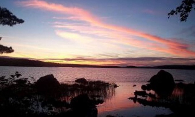 Franklin Cabine | Amazing lakefront house on 12+ acre private peninsula on quiet lake