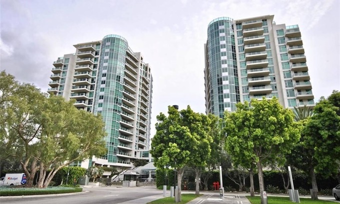 Irvine Business Complex Maison | Amazing Location in Heart of Irvine