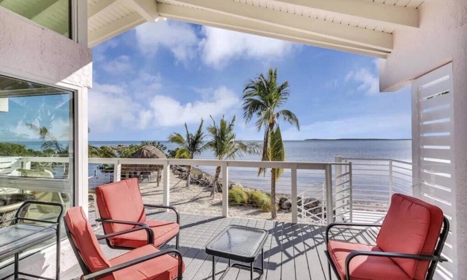 Key Largo Maison | Amazing Ocean Front Views 3 bedroom/bath Villa. Wake up to a Sunrise