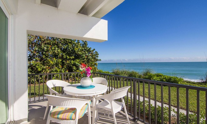 Central Beach Copropriété | OCEANFRONT -25% pour août sur la plage! Vues magnifiques ....
