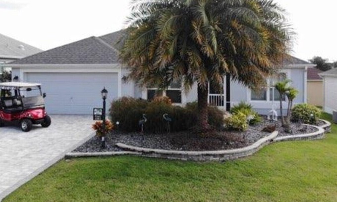 Fruitland Park Maison | Amazing three-bedroom home in The Villages. Great spot for a memorable vacation!