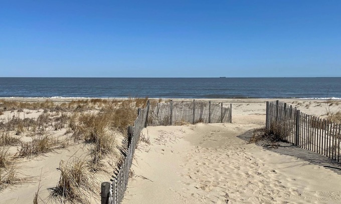Broadkill Beach Maison | Amazing Views from this New Construction Home