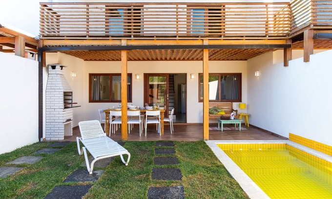 Mambucaba Maison | Ambar - Sea front charming house, 1.5kms from old town,, swimming pool, BBQ. WiFi