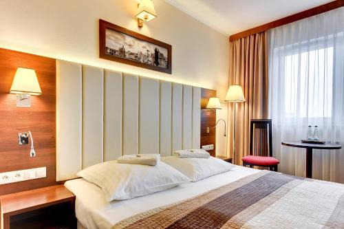 Emaus Hôtel | Amber Hotel