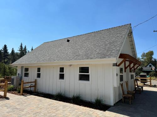 Markleeville Appartement | Ambrosia Hour on the Markleeville River