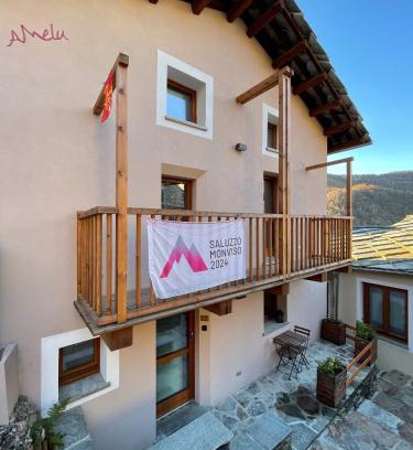 Ostana Appartement | AMELU' LOCAZIONI TURISTICHE
