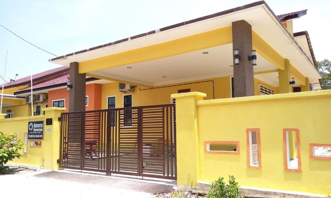 Bukit Kuang Maison | Amera Homestay