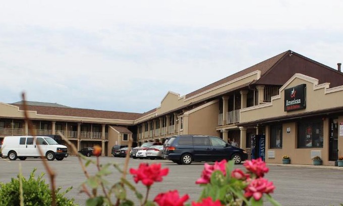 La Grange Hôtel | American Inn and Suites