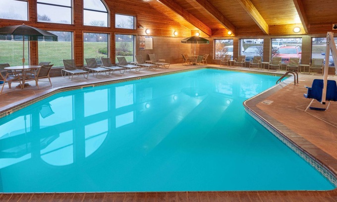 Orange Prairie Hôtel | AmericInn by Wyndham Peoria