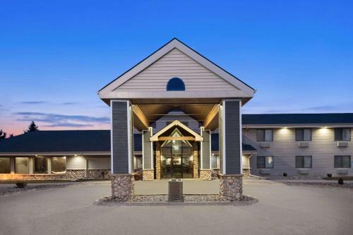 Stuart Hôtel | AmericInn by Wyndham Stuart