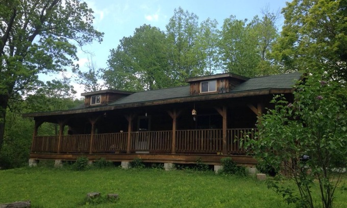 Soldiers Grove Cabine | Cabine Amish sur 40 acres de bois et prairie