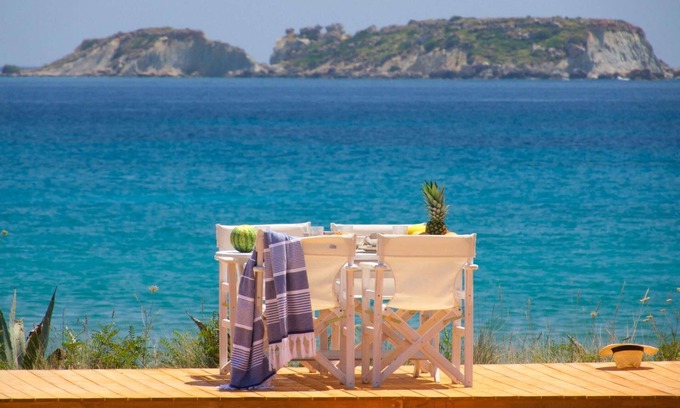 Kefalonia Autre | Ammos Suite is a stunning two-bedroom detached house