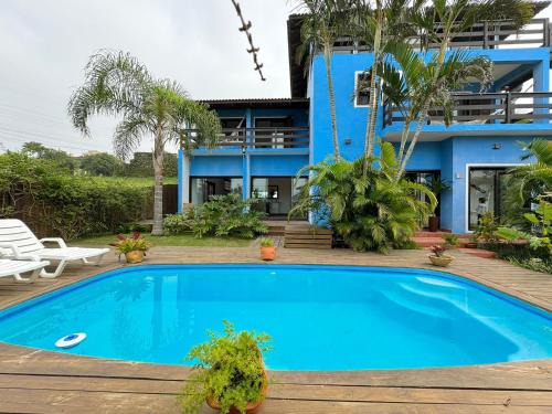 Vila Nova Maison | Ampla Casa com piscina a 100m da Praia da Vila Nova - IMB001