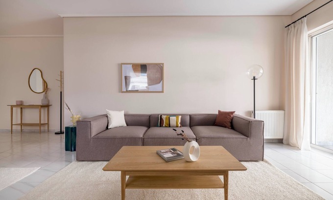 Amarousion Appartement | Ample 3BR Family Property in Marousi