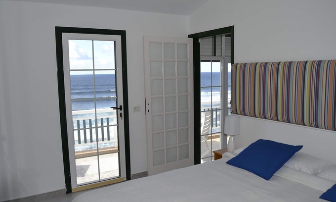 Punta del Hidalgo Appartement | Un appartement en bord de mer avec vue et bien plus encore