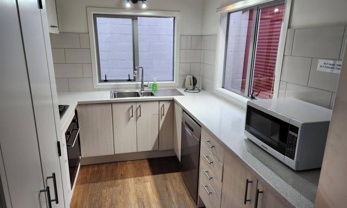 Newtown Maison | An Amazing Inner City 4-Bedroom House with Two Carparks in Wellington