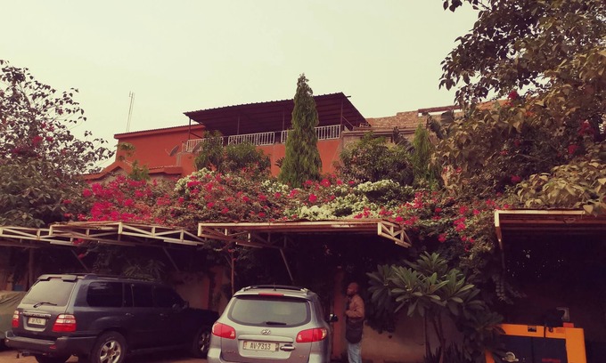 Niamey Appartement | Un joli S+1 dans une résidence avec piscine