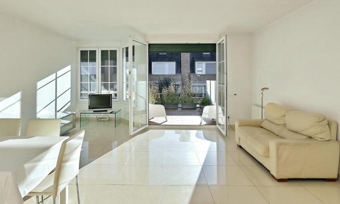 Palau Maison | An excellent double room close to the UDG University