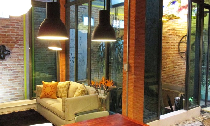 Ajijic Maison | Un «nid» exotique dans un arbre avec une surprise à chaque tournant. Design éclectique moderne