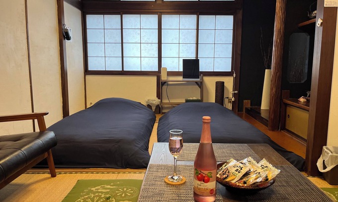 Aomori Appartement | An inn that offers a taste of the good old days of the Showa era