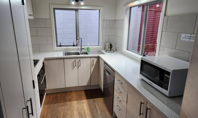 Newtown Maison | An Inner City 4-bedroom Townhouse With two Carparks