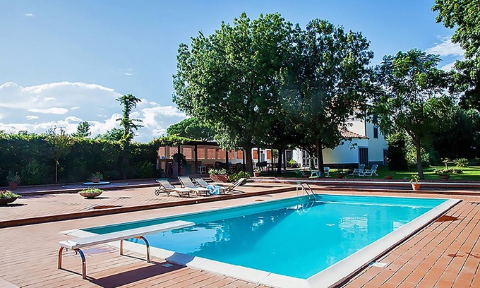Eboli Villa | Villa avec piscine privée, 16 lits, court de tennis