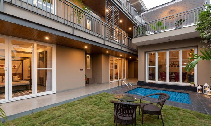 Durgapura Villa | An opulent 4 bed villa resonating a quaint outhouse in the heart of Pink City!