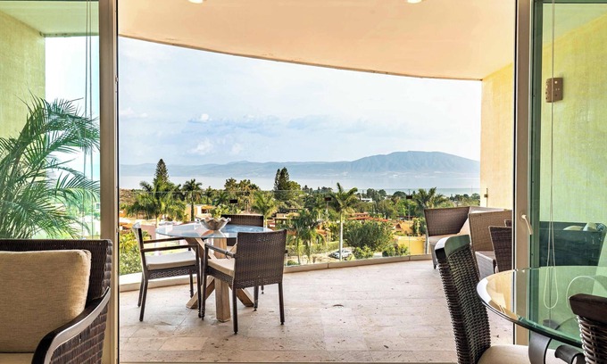 Ajijic Appartement | ANANA El Dorado 203 | Condo avec vue et piscine