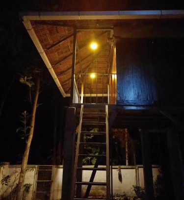 Vaikom Hôtel | Anandam Woods - A Heritage single Room for couple-small family