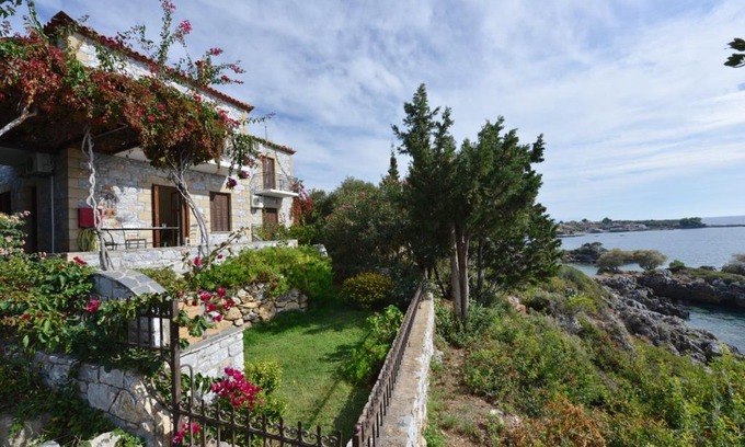 Stoupa Appartement | Anastasia Apartments
