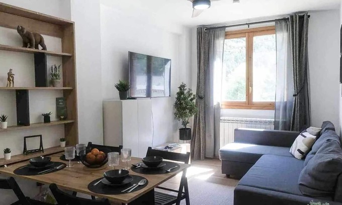 Canfranc-Estacion Appartement | "Anayet" AVAIRENT Canfranc Estación