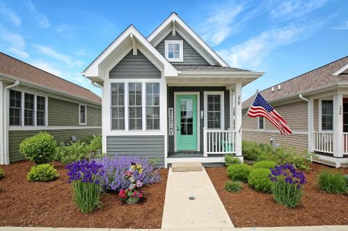 Ottawa Maison | Anchored Inn