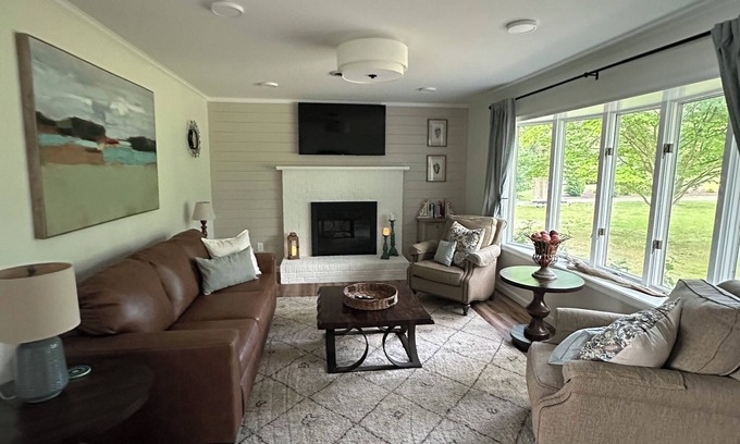 Golts Maison | Anchors Away!
