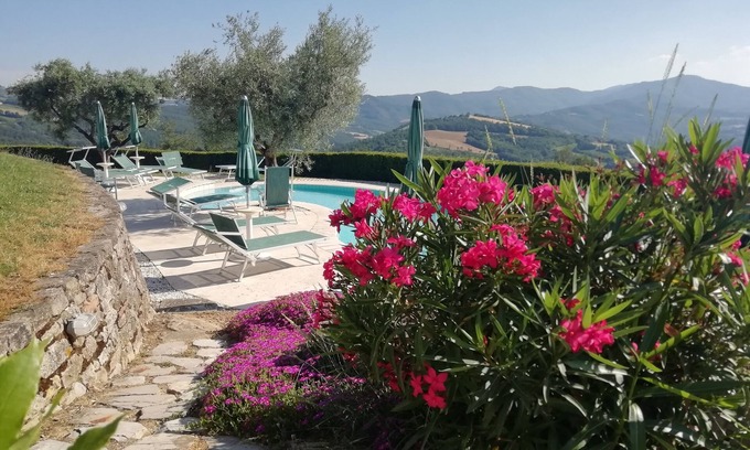 Santa Reparata Maison | Ancien Borgo restauré au sommet de la colline (Fuoco)