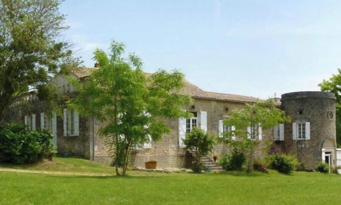 Lamothe-Landerron Appartement | Ancien Haras de la Tour - One-Bedroom Suite