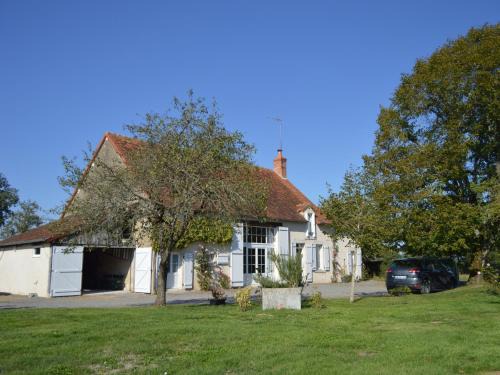 Sarzay Maison | Ancienne ferme rénovée au cœur de la Vallée Noire avec jardin clos, vélos et équipements complets - FR-1-591-111