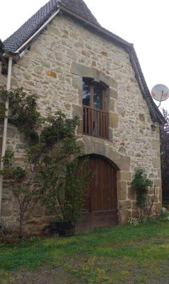Faycelles Maison | Ancienne grange réhabilitée, piscine et jardin
