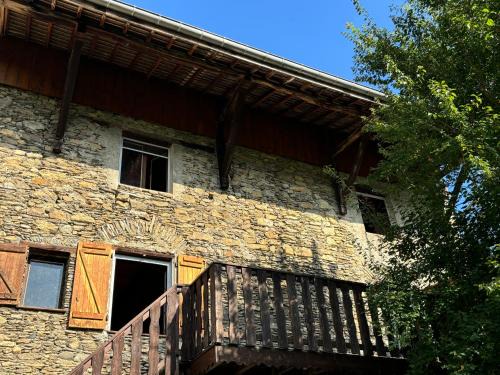 La Trinite Maison | Ancienne maison dans petit village savoyard