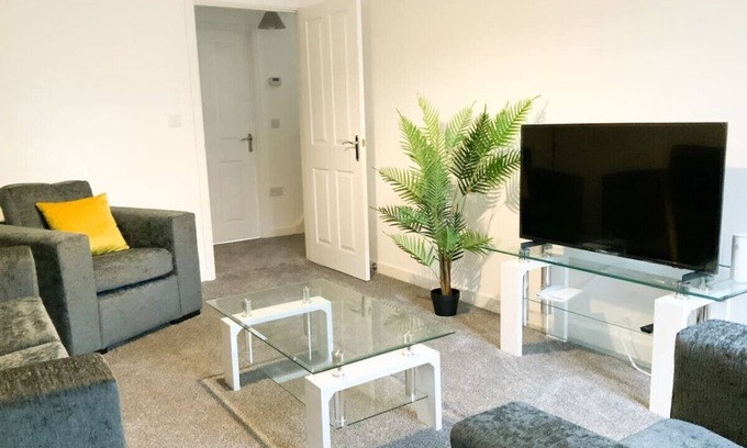 Andover Maison | Andover Place 3 bedroom house in Andover